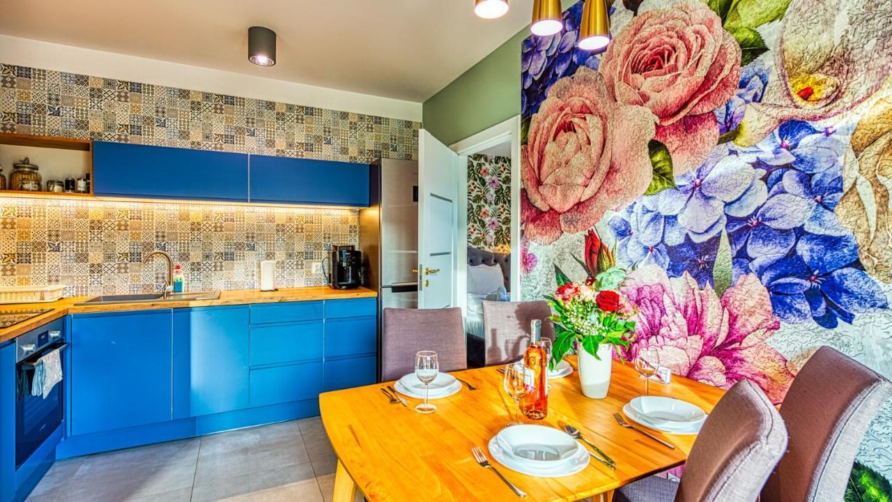 Świeradów-Zdrój Apartament Kwiatowy - 5D Apartamenty מראה חיצוני תמונה